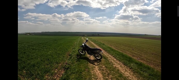 Screenshot_2023-04-29-11-16-22-351_com.miui.videoplayer