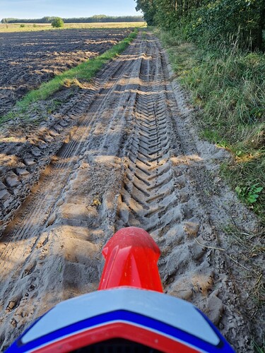 a05e8c1f-6aa7-4910-a107-3365f885f15b