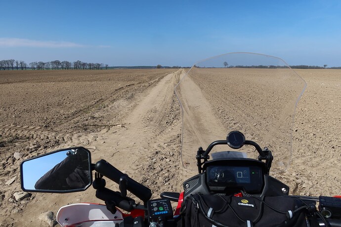 Track przez drogę polną, okolice Lipowa 1