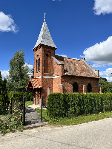 49 km - kaplica Św. Stanisława.HEIC